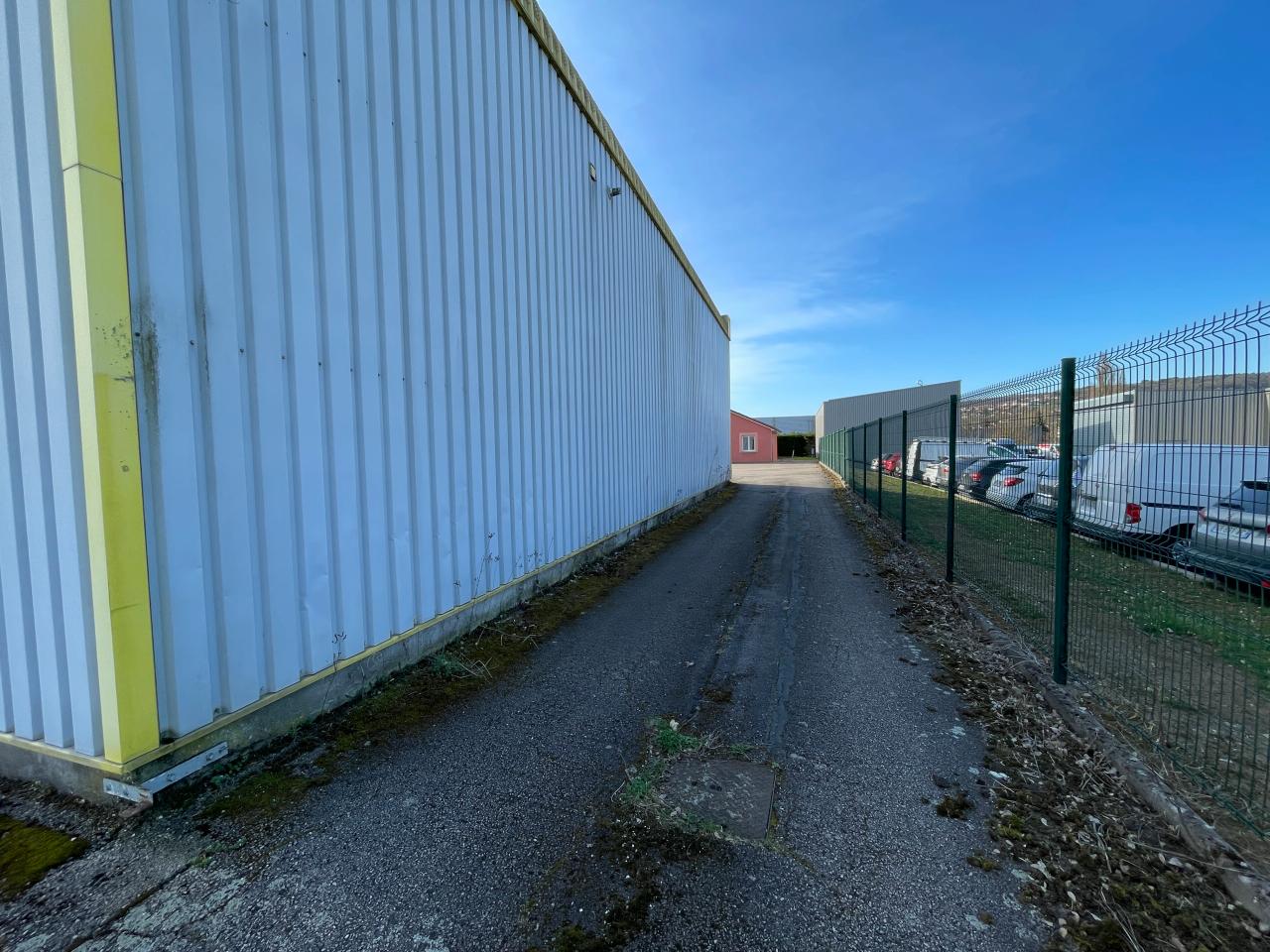 Local d'activité Neuves-Maisons 350m² Location local d'activité Neuves-Maisons Meurthe-et-Moselle OLACT2530974 2